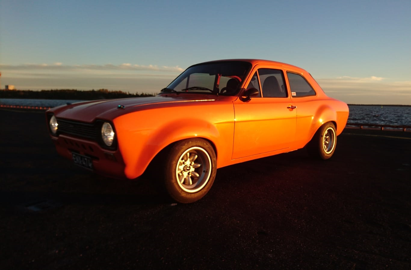Lampi Kustoms Escort
